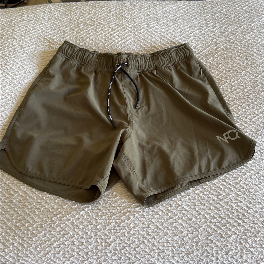 NFQ Men’s LINED Size Medium Green Shorts